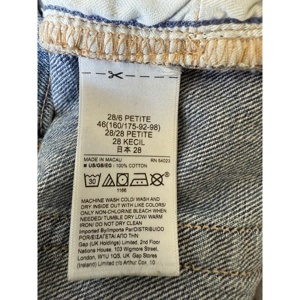 GAP Mom Jeans Womens Sz 28 6P Petite Blue Denim High Rise Retro 90s Style Casual